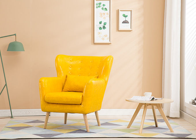 Καθιστικών κίτρινο χρώμα Ming καναπέδων υφάσματος ξύλινο με το σφουγγάρι υψηλής πυκνότητας